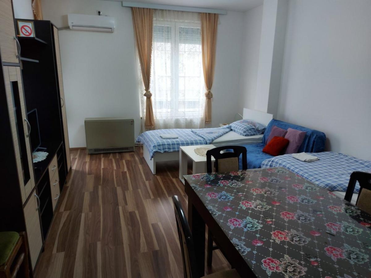 Adam' S Apartment 3 Kladovo Ngoại thất bức ảnh